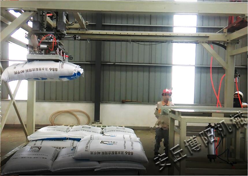 袋（dài）裝散料自動拆垛機（jī）是一種什麽設備？