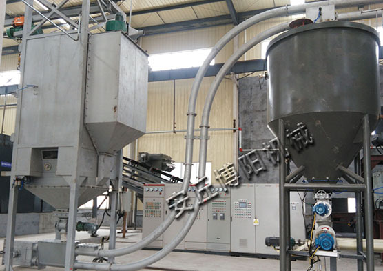 石膏粉噸袋破袋機（jī）在選（xuǎn）購時（shí）遇到的的一些問題