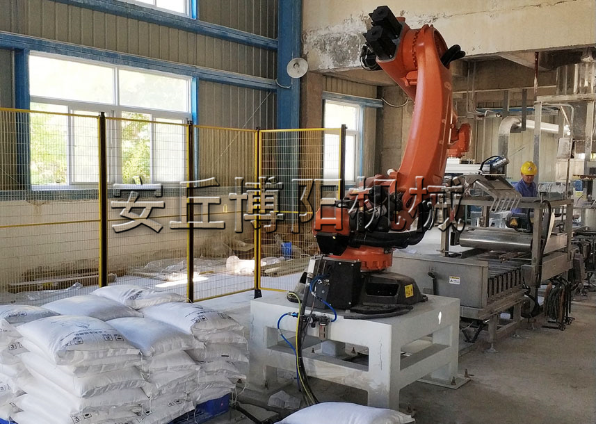 安（ān）丘博陽機械片堿自動碼垛機的優點是什麽？