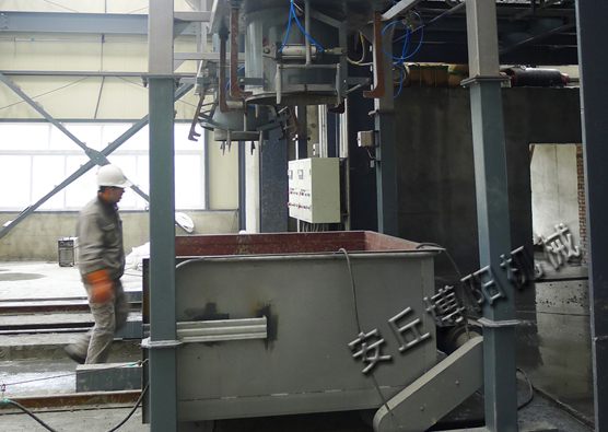 石英砂（shā）噸袋包裝機為什麽搭（dā）配振實裝（zhuāng）置呢？