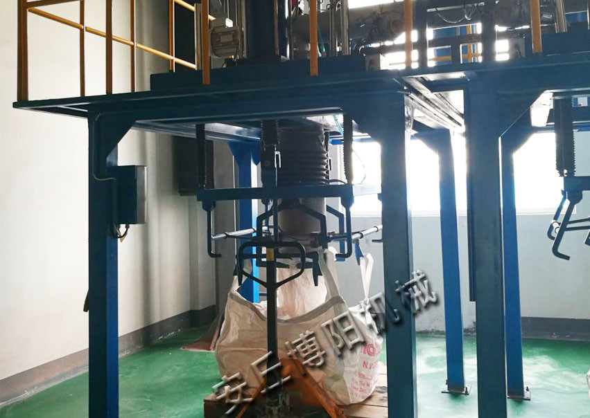 堿粉噸袋包裝機正確的操作步驟（zhòu）