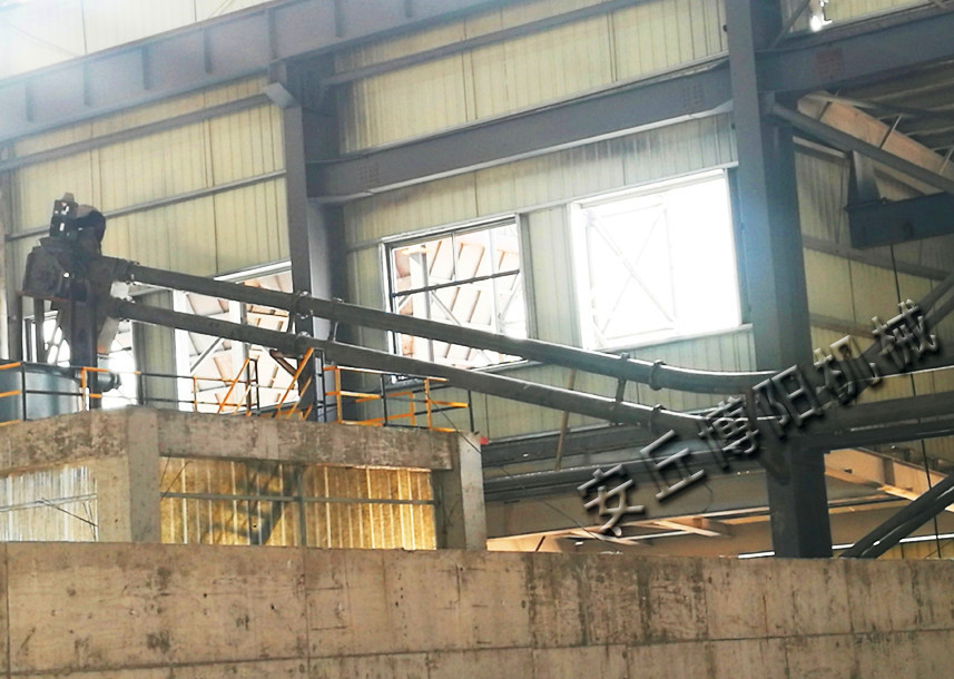 化工（gōng）粉料管鏈機如何解決車間粉體汙染?