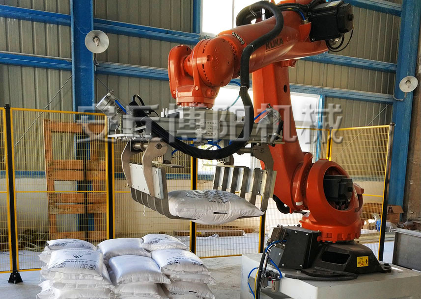在選擇袋料機械手碼垛機（jī）時應該考慮什麽問題呢?
