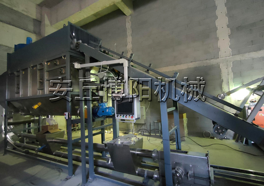 如何辨別橡膠顆粒自動破（pò）包機的（de）優與次呢?