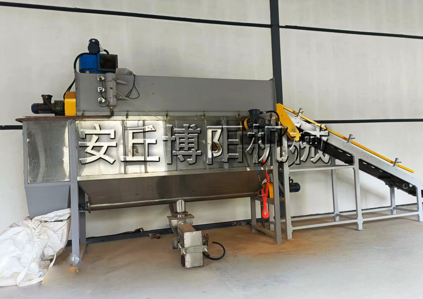 聚丙烯自動拆包機是怎樣袋（dài）料分離的?