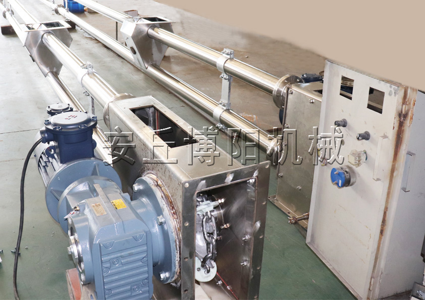 碳酸鈉管鏈式（shì）輸送機怎樣才能滿足現（xiàn）代企業對環境保護的要求?