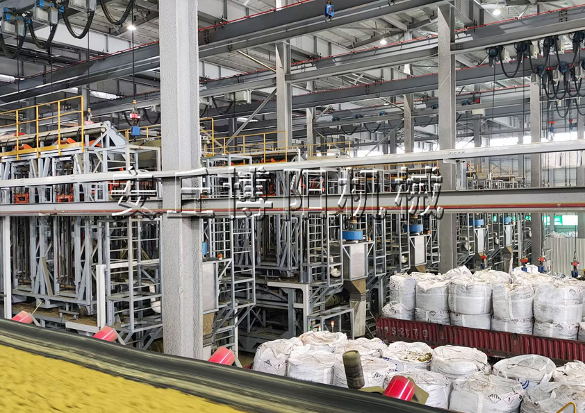 粉粒料全自動噸袋拆包機的優（yōu）勢有哪些呢？